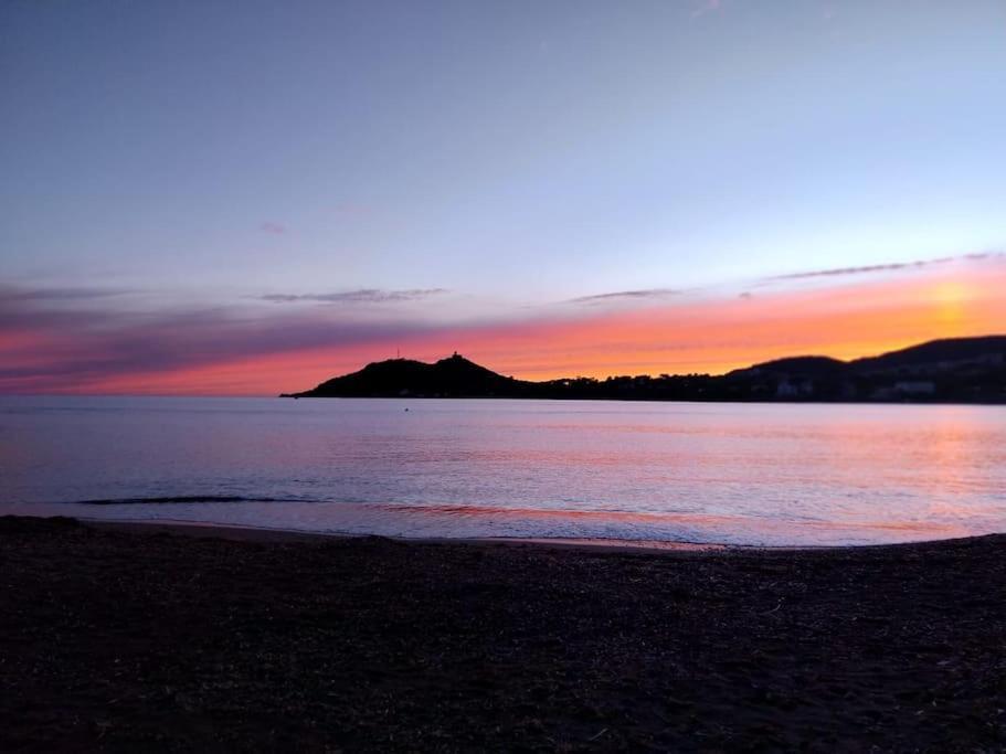 Village Cap Esterel, Piscine, Plage Saint-Raphaël 외부 사진