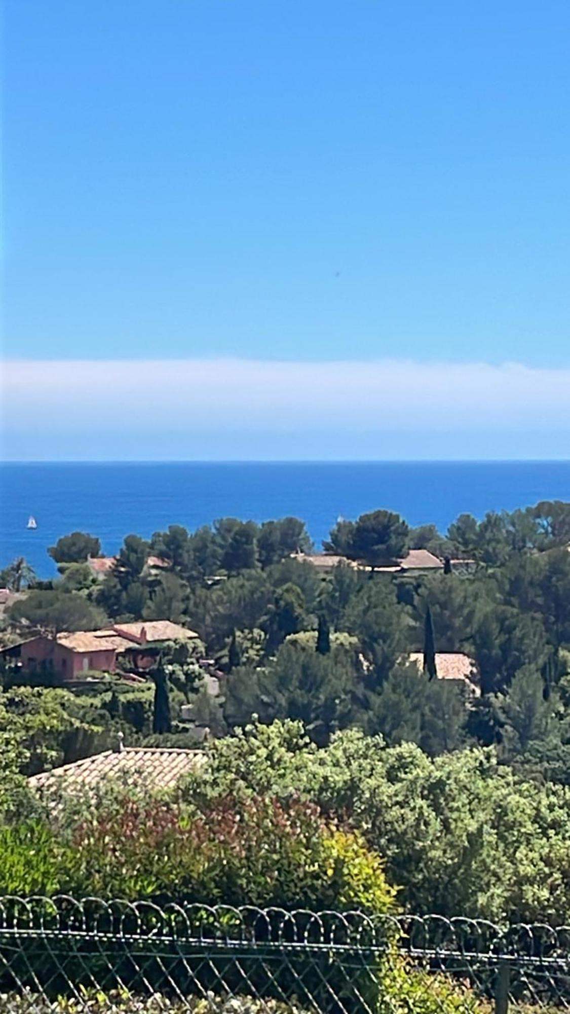 Village Cap Esterel, Piscine, Plage Saint-Raphaël 외부 사진