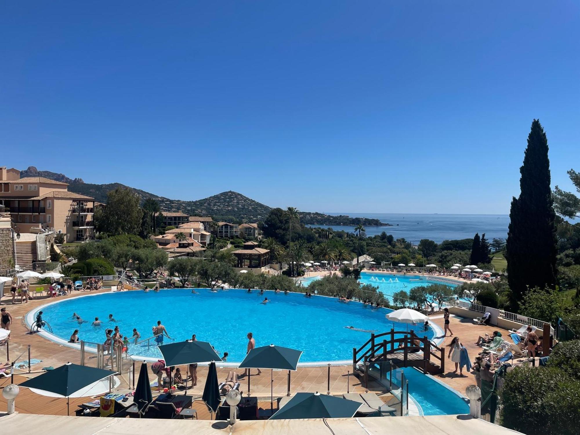 Village Cap Esterel, Piscine, Plage Saint-Raphaël 외부 사진