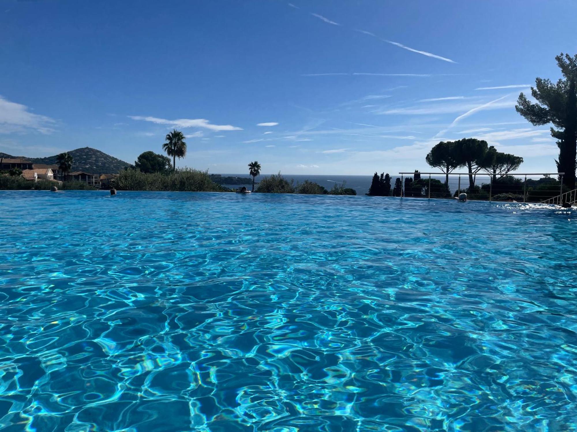 Village Cap Esterel, Piscine, Plage Saint-Raphaël 외부 사진